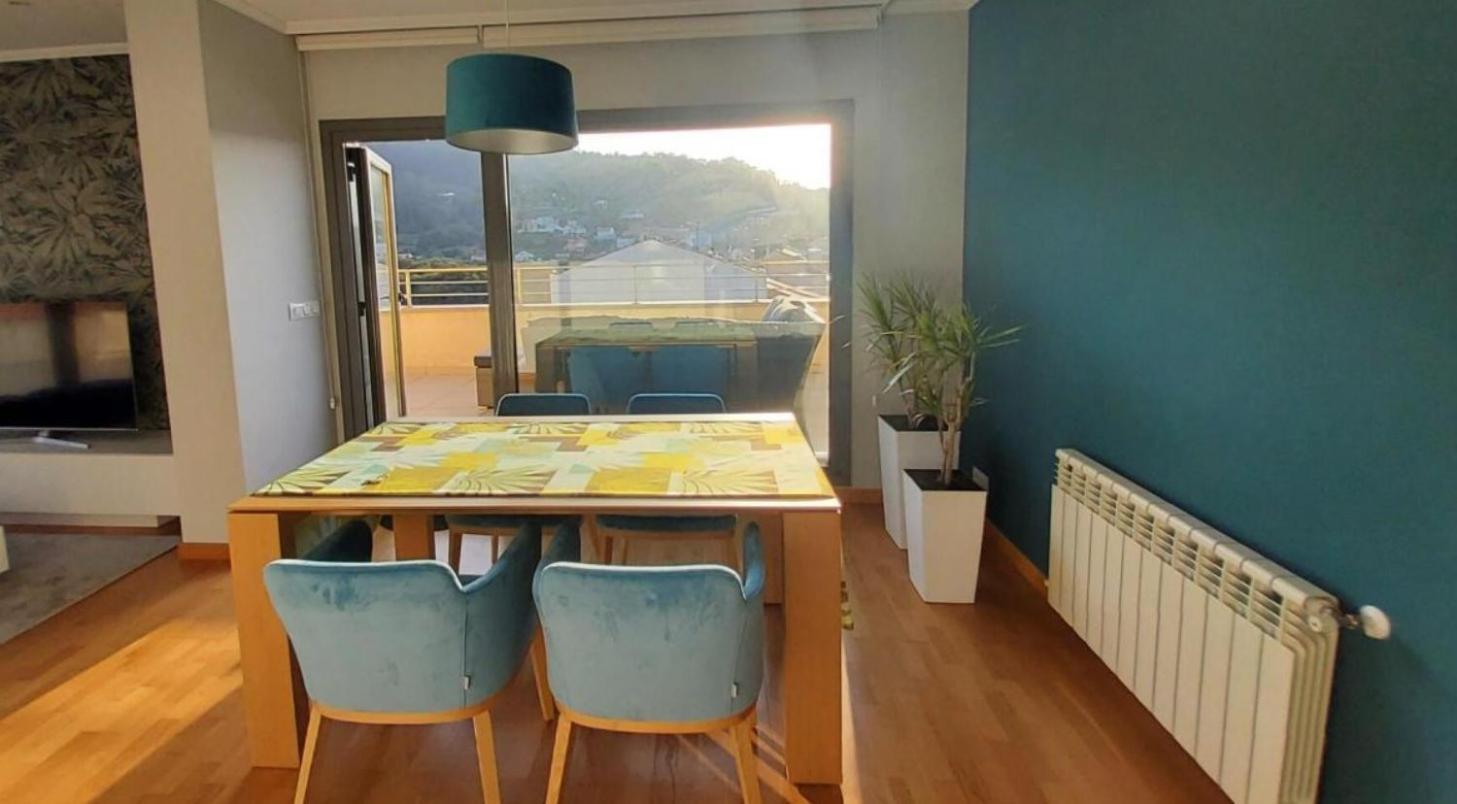 Atico Exclusivo Bueu Centro, 50M Playa Apartment Luaran gambar