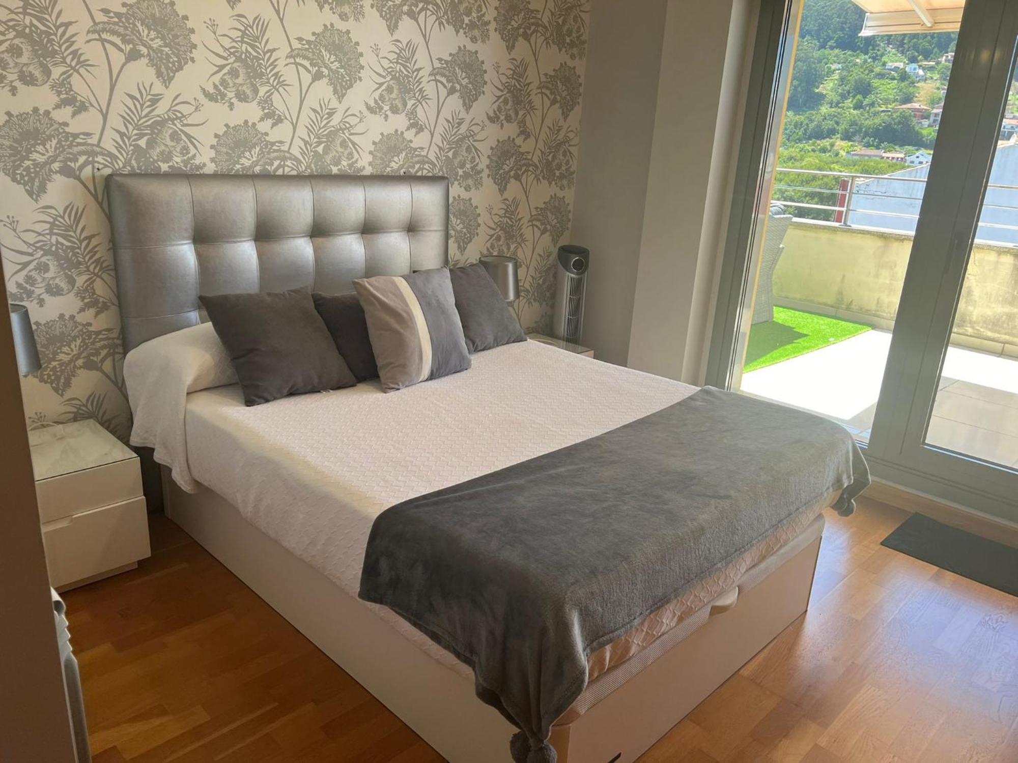 Atico Exclusivo Bueu Centro, 50M Playa Apartment Luaran gambar